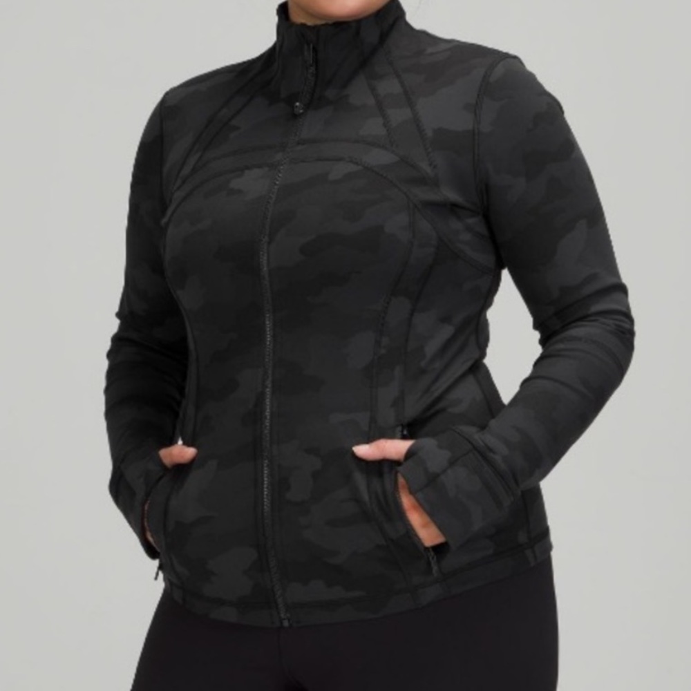 Lululemon Athletica Camo Define Luon Jacket size 8